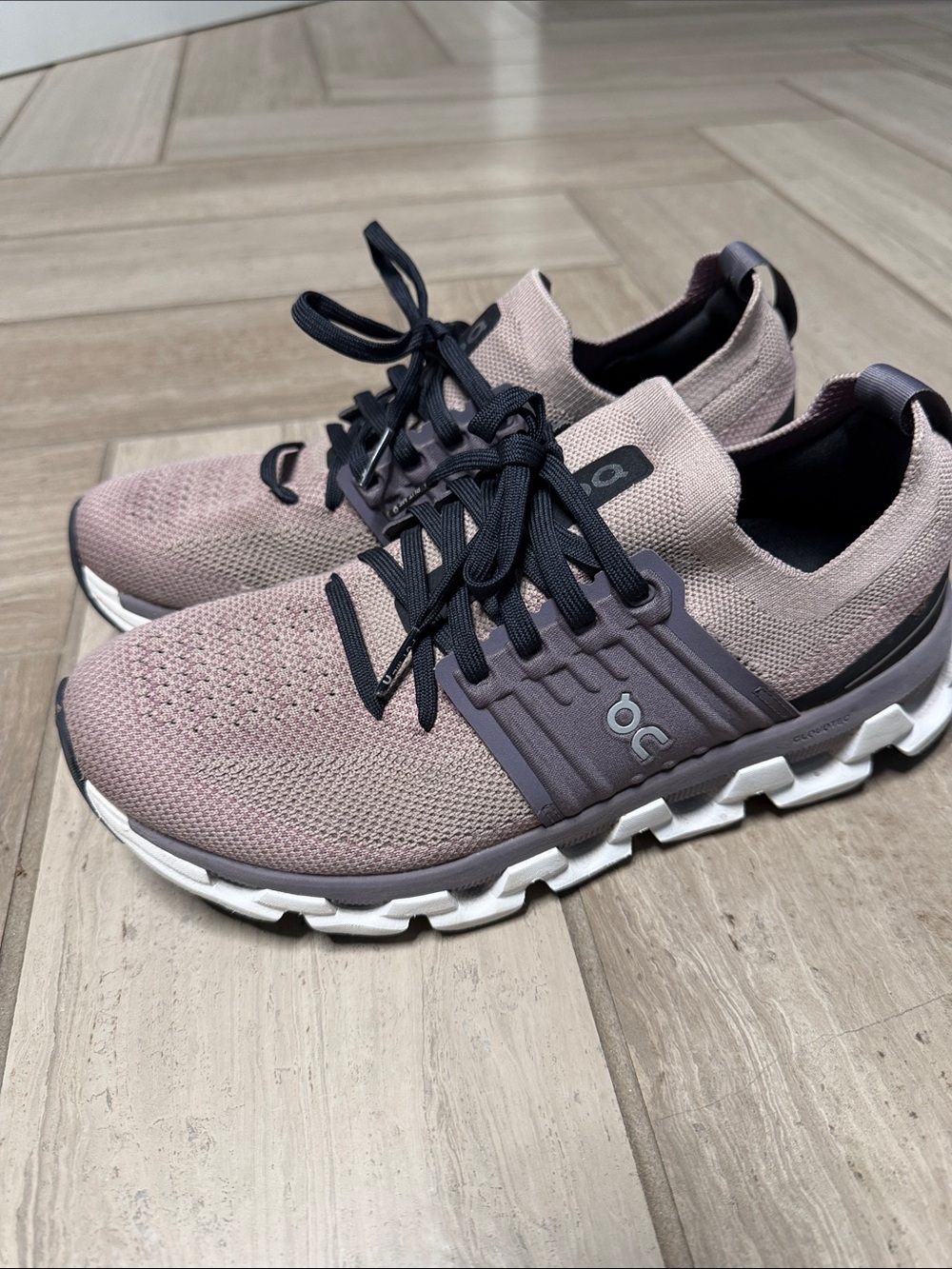 On Running Women's Athletic Sneakers Cloudswift 3